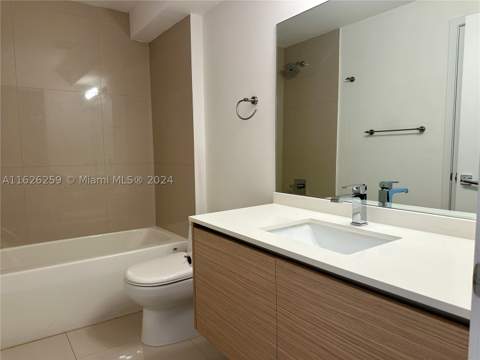 600 NE 27th St 2302, Miami FL - photo 19 of 33