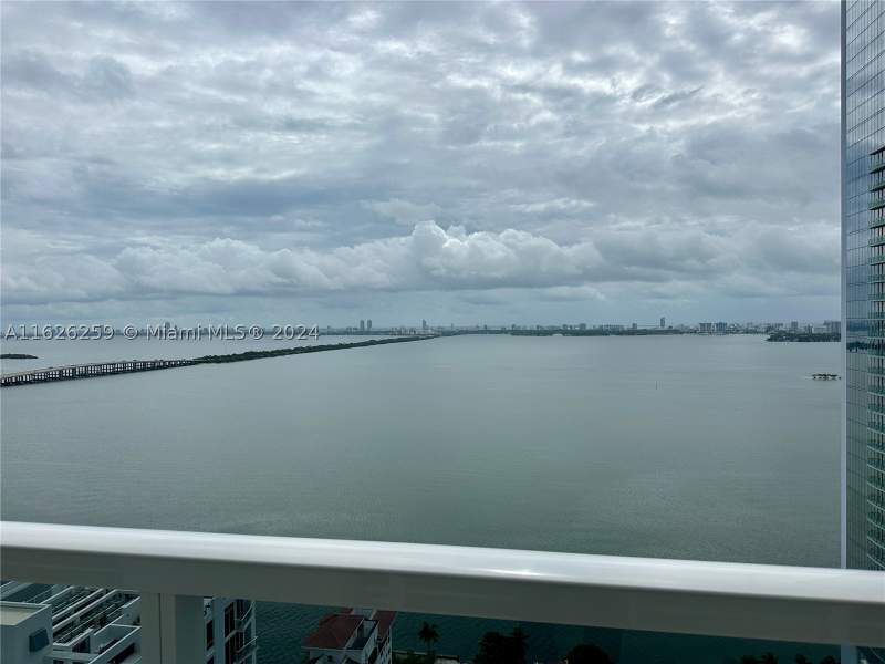 3 bedroom Condominium at 600 NE 27th St 2302, Bay House Miami Condo, Miami — photo 2