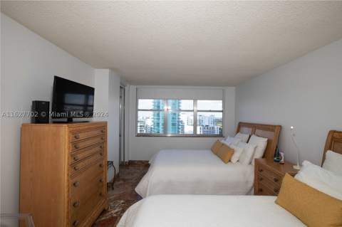 6039 Collins Ave 1728, Miami Beach FL - photo 11 of 29