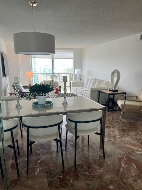 6039 Collins Ave 1728, Miami Beach FL - photo 13 of 29