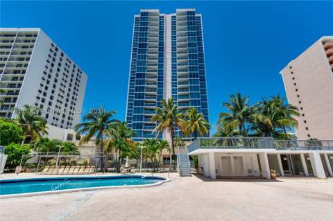 2655 Collins Ave 2302, Miami Beach FL - photo 11 of 70