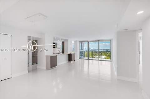 2655 Collins Ave 2302, Miami Beach FL - photo 18 of 70