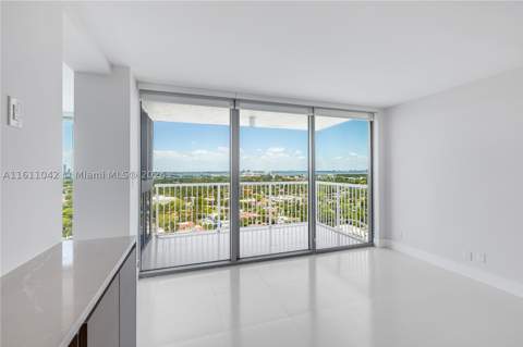 2655 Collins Ave 2302, Miami Beach FL - photo 19 of 70