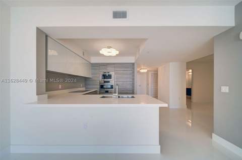 300 Sunny Isles Blvd 2103, Sunny Isles Beach FL - photo 16 of 41