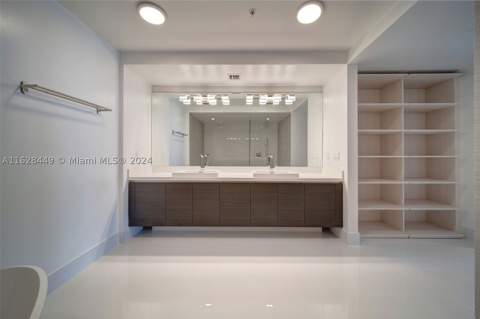 300 Sunny Isles Blvd 2103, Sunny Isles Beach FL - photo 24 of 41