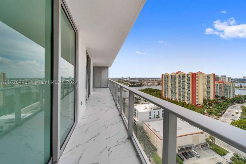 2 bedroom Condominium at 300 Sunny Isles Blvd 2103, Parque Towers Condo, Sunny Isles Beach — photo 3