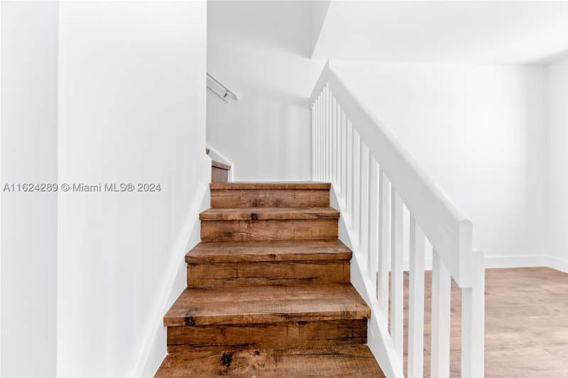 3 bedroom Townhouse at 848 SW 1st St, Palm Ave Heights, Florida City — photo 5
