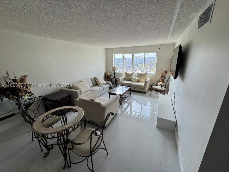 2 bedroom Condominium at 14840 Naranja Lakes Blvd C4D, Naranja Lakes Condo 5, Homestead — photo 3