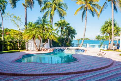 369 N Hibiscus Dr, Miami Beach FL - photo 6 of 22
