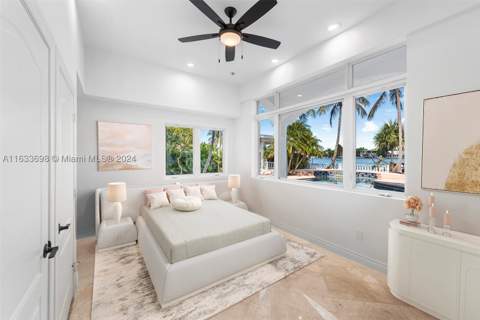 369 N Hibiscus Dr, Miami Beach FL - photo 9 of 22