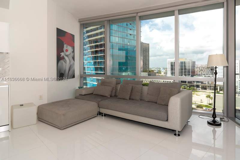 1 bedroom Condominium at 851 NE 1st Ave 1710, Paramount Miami Worldcent, Miami — photo 4