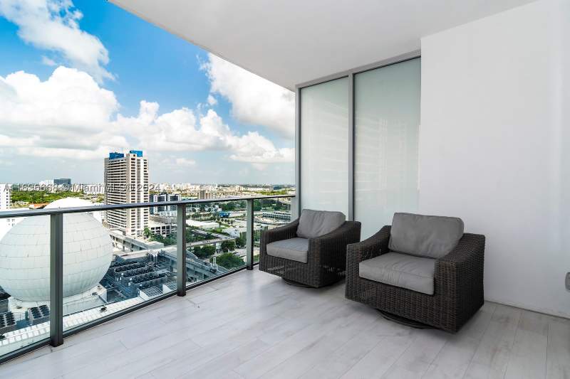 1 bedroom Condominium at 851 NE 1st Ave 1710, Paramount Miami Worldcent, Miami — photo 5