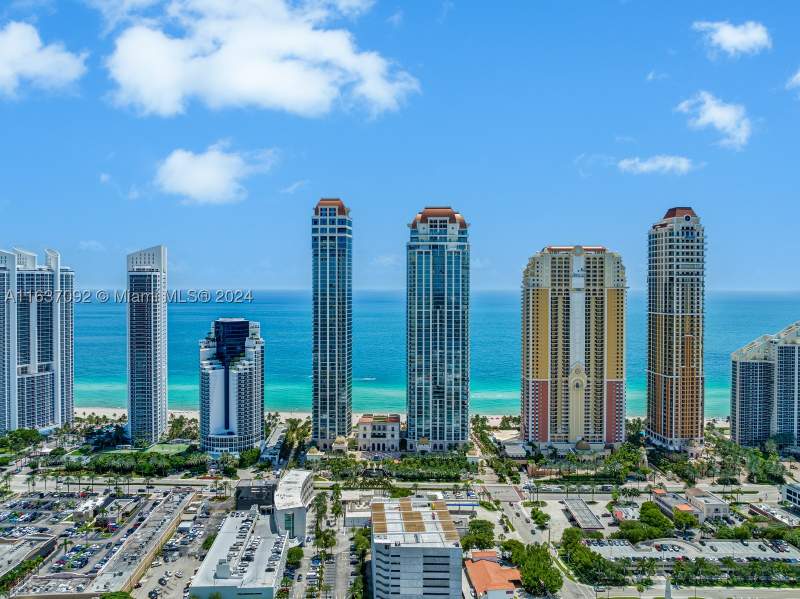 4 bedroom Condominium at 17901 Collins Ph4705, Estates of Acquilina, Sunny Isles Beach — photo 2
