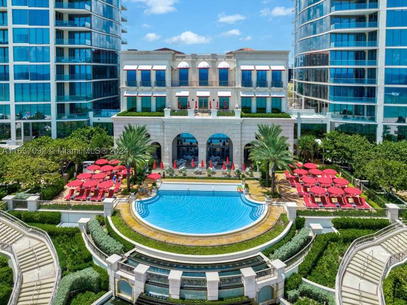 4 bedroom Condominium at 17901 Collins Ph4705, Estates of Acquilina, Sunny Isles Beach — photo 3