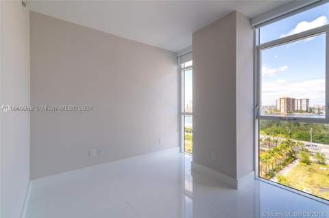 400 Sunny Isles Blvd 1019, Sunny Isles Beach FL - photo 10 of 32
