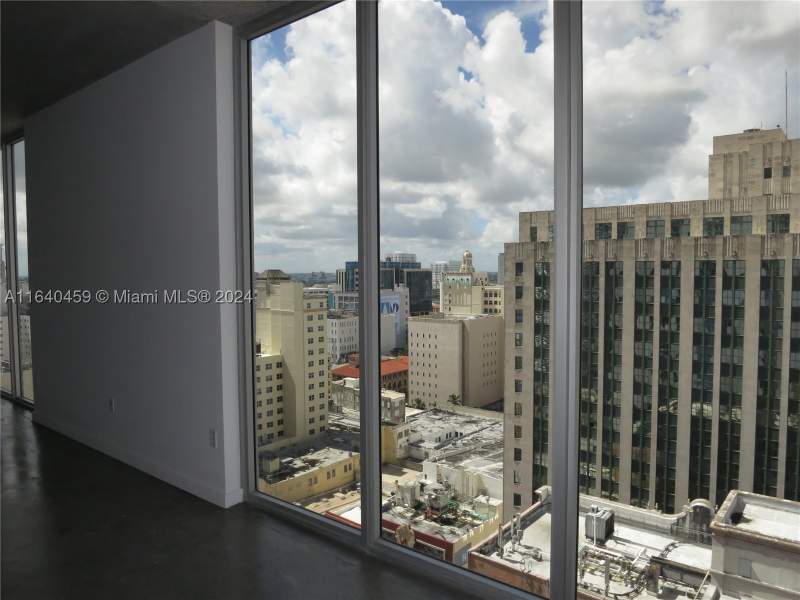 2 bedroom Condominium at 151 SE 1 St 1902, Centro Condo, Miami — photo 5
