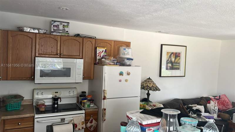 1 bedroom Condominium at 7304 SW 82nd St A210, Village At Dadeland Condo, Miami — photo 3