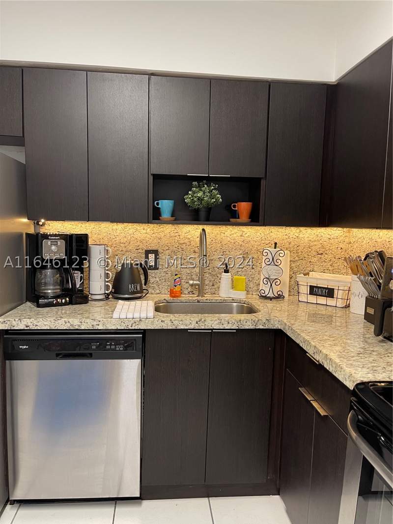 2 bedroom Condominium at 5151 Collins Ave 629, Seacoast 5151 Condo, Miami Beach — photo 5