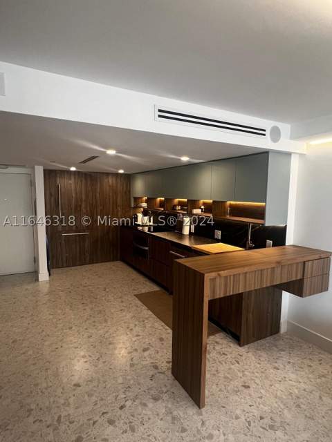 2555 Collins Ave 306, Miami Beach FL - photo 14 of 14