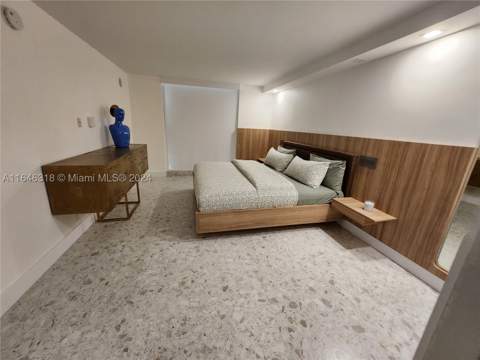 2555 Collins Ave 306, Miami Beach FL - photo 9 of 14