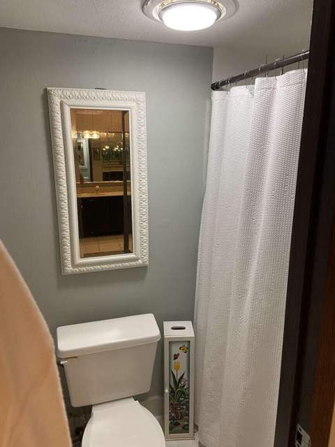 16023 Kingsmoor Way, Miami Lakes FL - photo 10 of 12