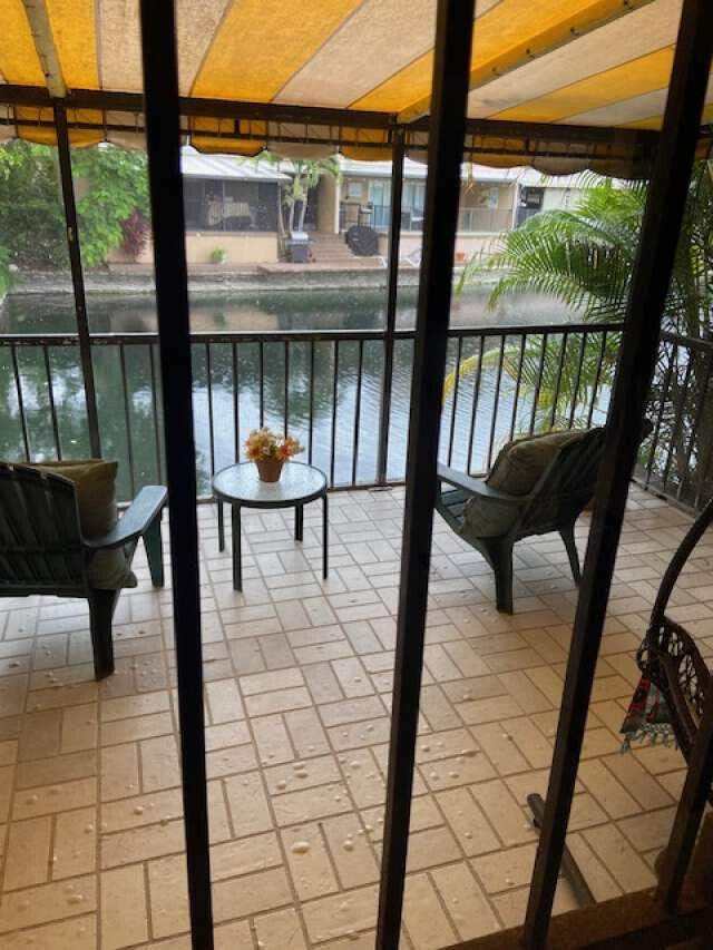 3 bedroom Townhouse at 16023 Kingsmoor Way, Miami Lakes Loch Lomond Ea, Miami Lakes — photo 5