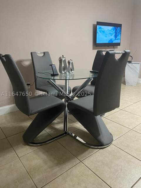 4050 NW 135th St 20-1, Opa Locka FL - photo 13 of 22