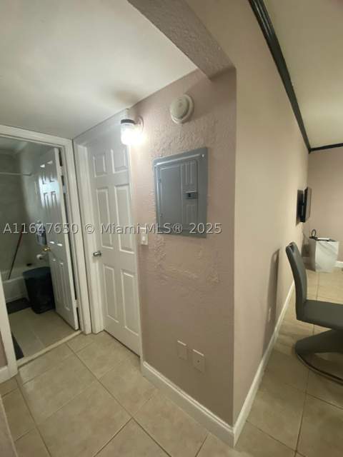 4050 NW 135th St 20-1, Opa Locka FL - photo 16 of 22