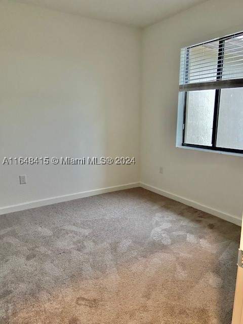 20626 NE 5th Pl 20626, Miami FL - photo 16 of 34