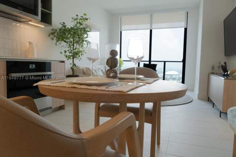 601 NE 1 Ave 4704, Miami FL - photo 12 of 43