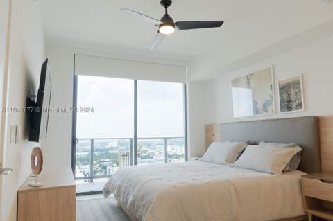 601 NE 1 Ave 4704, Miami FL - photo 16 of 43