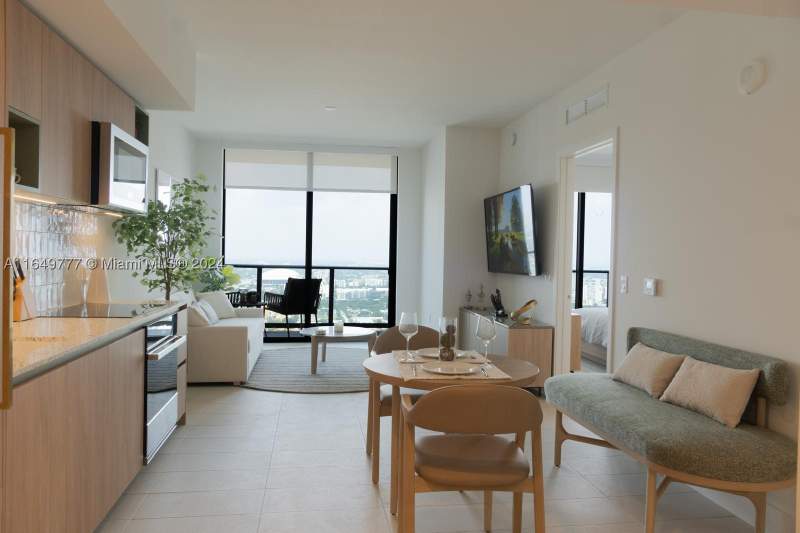 1 bedroom Condominium at 601 NE 1 Ave 4704, Gale, Miami — photo 3