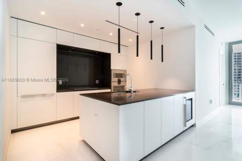 300 Biscayne Blvd Way 902, Miami FL - photo 12 of 31