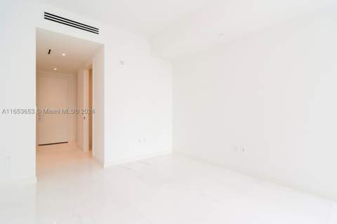 300 Biscayne Blvd Way 902, Miami FL - photo 20 of 31