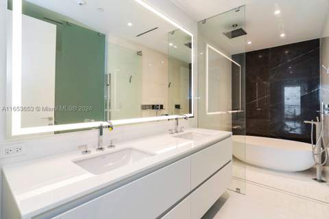 300 Biscayne Blvd Way 902, Miami FL - photo 23 of 31