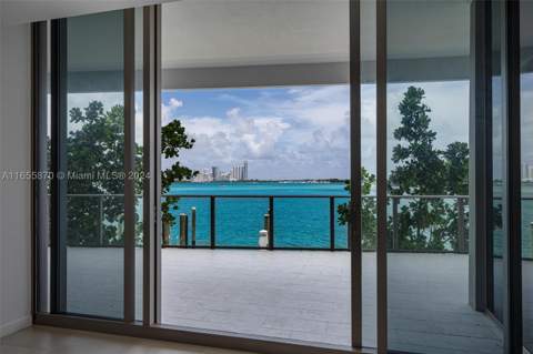 1135 103 St 202, Bay Harbor Islands FL - photo 16 of 44