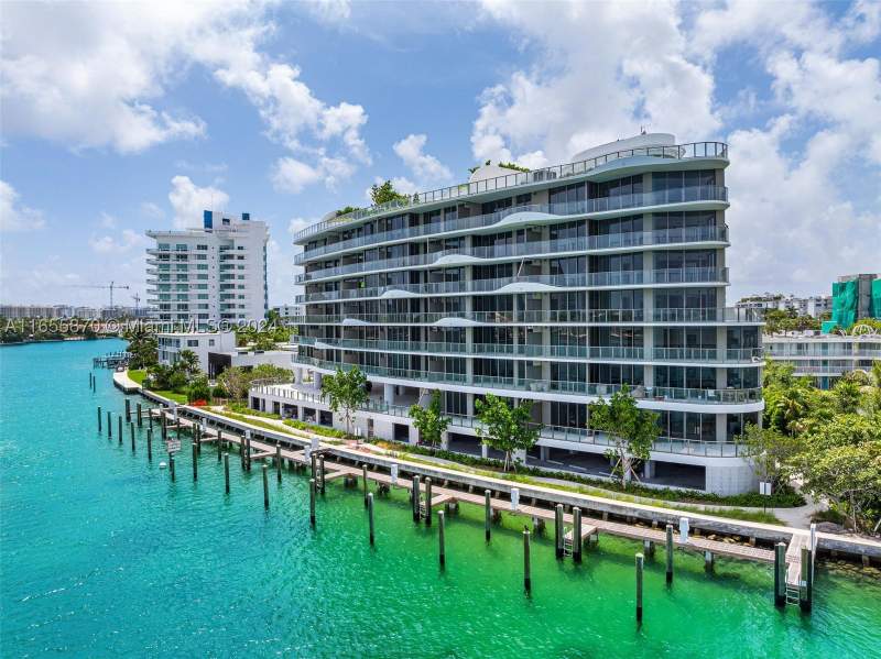 2 bedroom Condominium at 1135 103 St 202, Onda Residences, Bay Harbor Islands — photo 2
