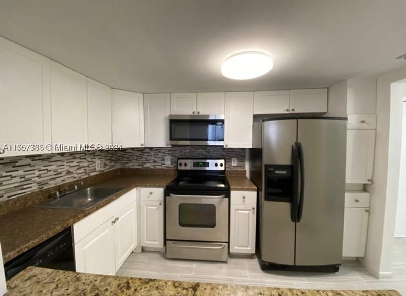 2 bedroom Condominium at 13499 Biscayne Blvd 1507, Sailboat Cay Condo, North Miami — photo 2