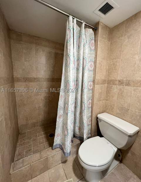 13499 Biscayne Blvd 1205, North Miami FL - photo 18 of 32