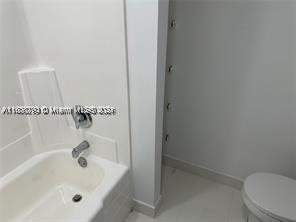 13499 Biscayne Blvd 801, North Miami FL - photo 10 of 13