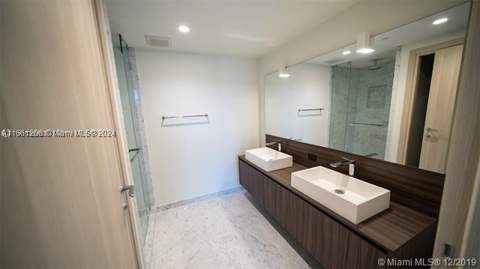 1000 Brickell Plz 4905, Miami FL - photo 14 of 32