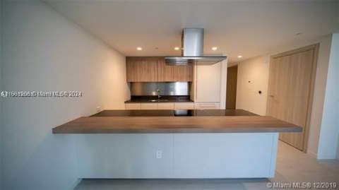 1000 Brickell Plz 4905, Miami FL - photo 9 of 32