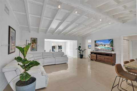 1910 N Hibiscus Dr, North Miami FL - photo 17 of 51
