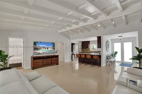 1910 N Hibiscus Dr, North Miami FL - photo 9 of 51