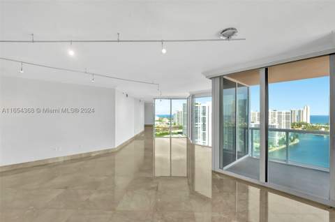 3370 Hidden Bay Dr 2708, Aventura FL - photo 15 of 59