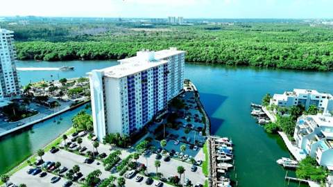 400 Kings Point Dr 328, Sunny Isles Beach FL - photo 11 of 25