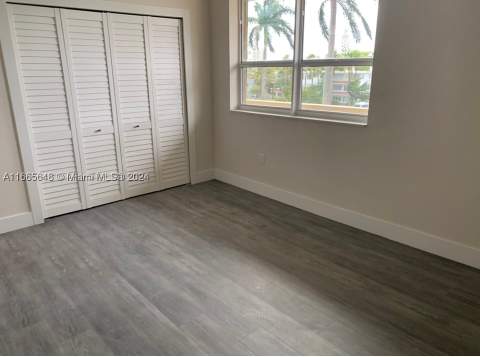 10185 Collins Ave 406, Bal Harbour FL - photo 6 of 36