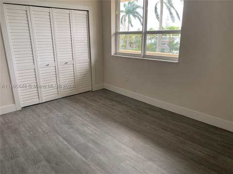 10185 Collins Ave 406, Bal Harbour FL - photo 7 of 36