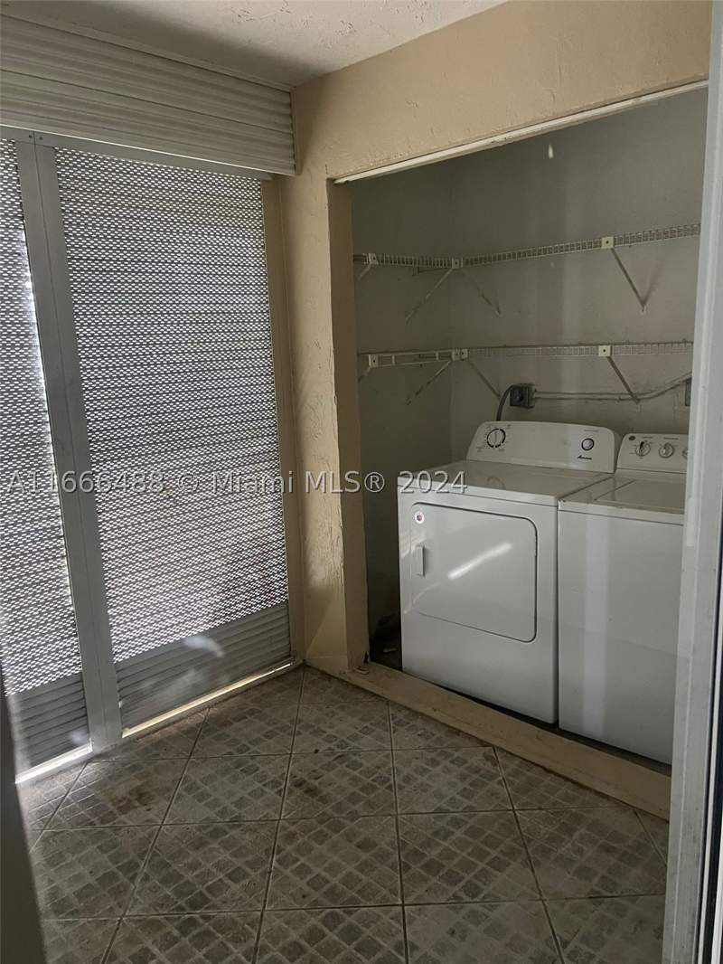 2 bedroom Condominium at 435 NE 210th Cir Ter 103-23, Monterey Village-One Cond, Miami — photo 5