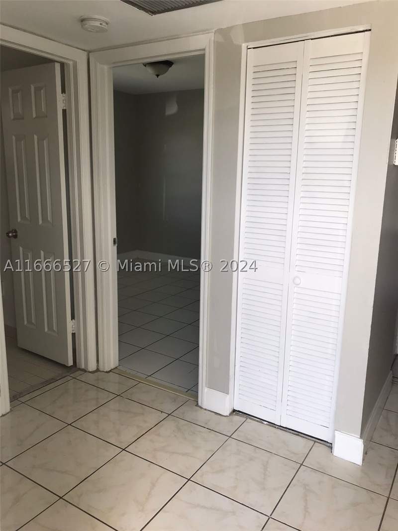 3 bedroom Condominium at 459 NE 210th Cir Ter 201-17, Monterey Village-Two Cond, Miami — photo 5